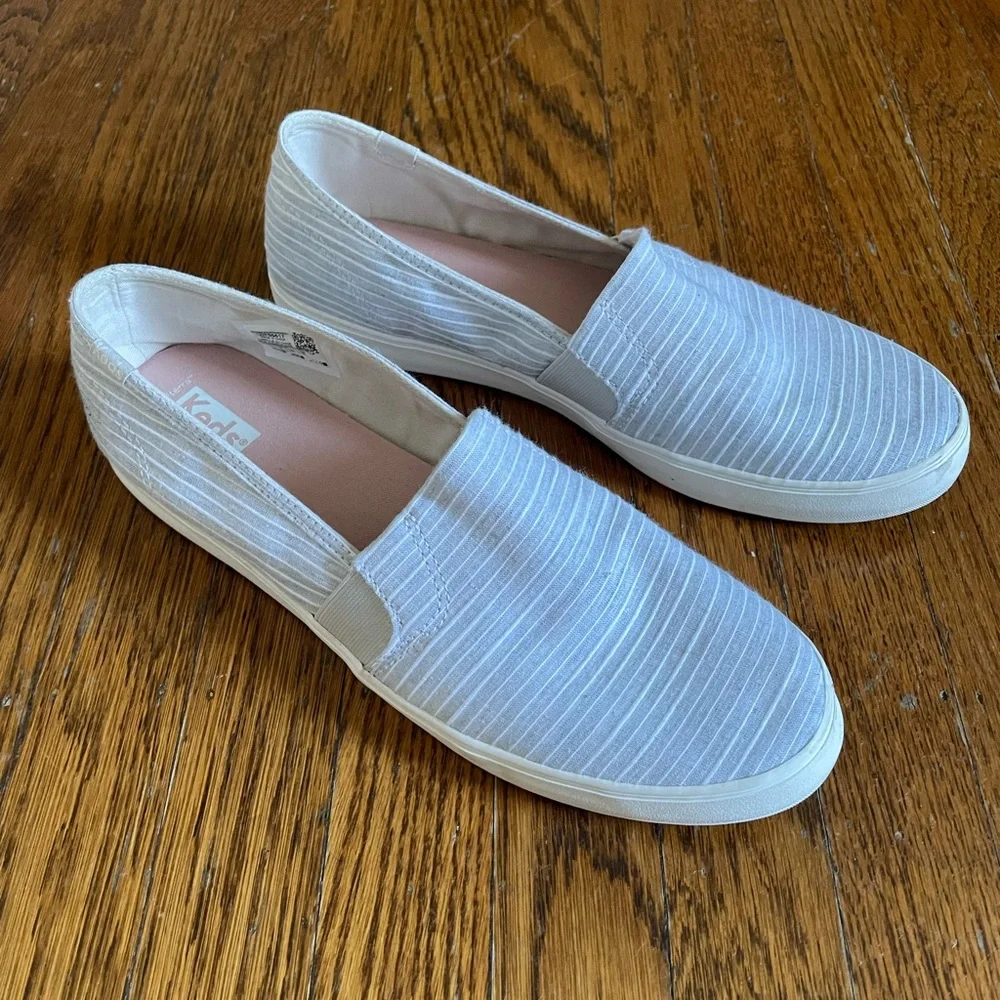 Keds Slip-on Shoes: light gray with thin white stripes - Picture 2 of 11